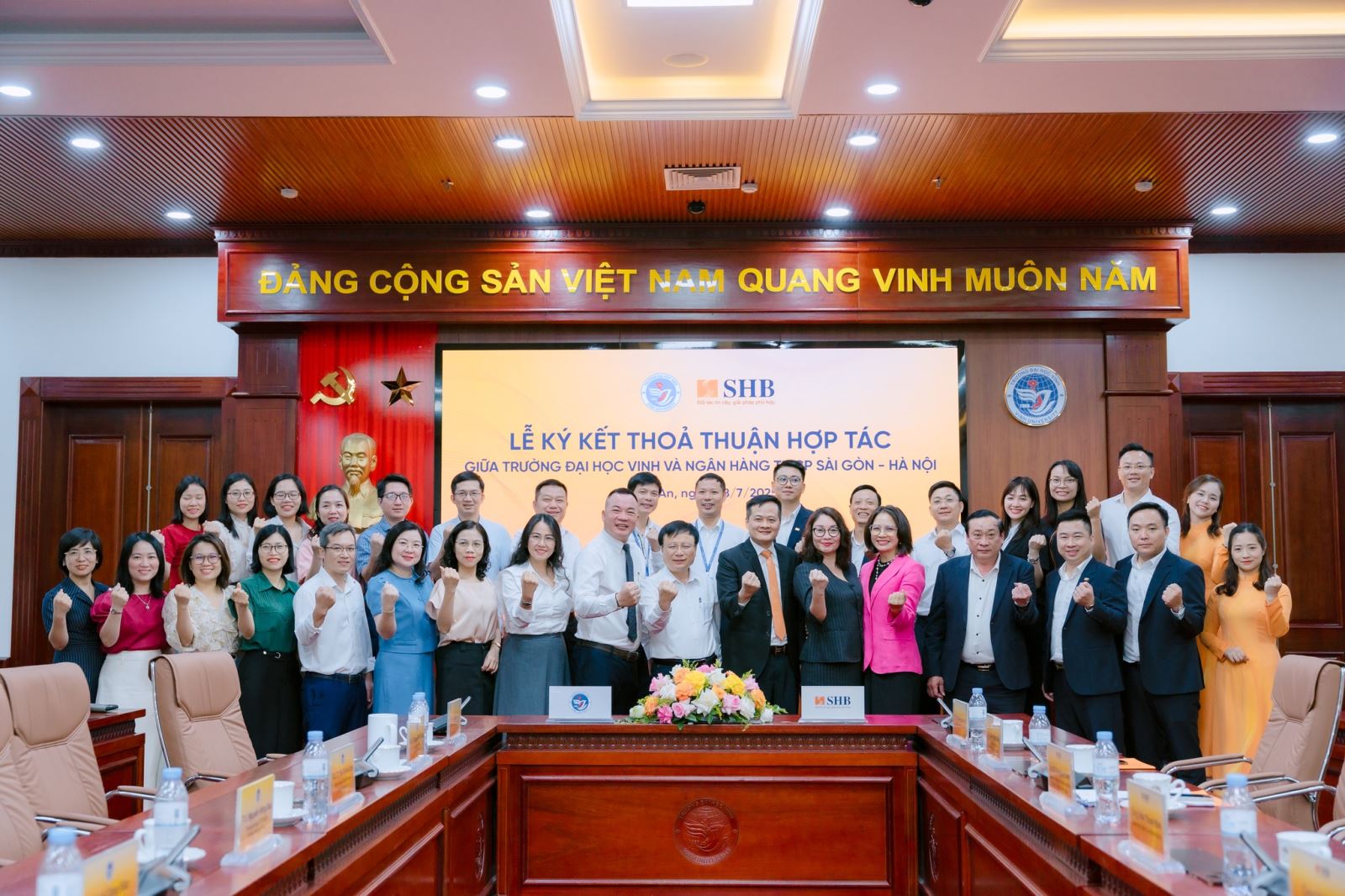 SHB ký kết hợp tác với Trường Đại học Vinh.